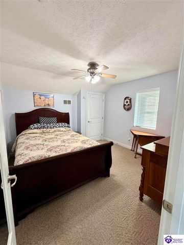 2000 Pear Valley Drive, Elizabethtown, KY 42701