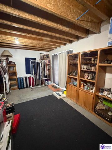 2000 Pear Valley Drive, Elizabethtown, KY 42701