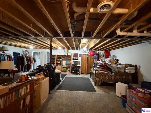 2000 Pear Valley Drive, Elizabethtown, KY 42701