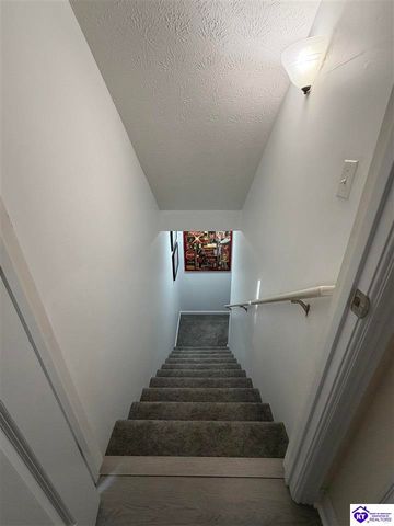 2000 Pear Valley Drive, Elizabethtown, KY 42701