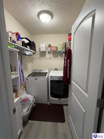 2000 Pear Valley Drive, Elizabethtown, KY 42701