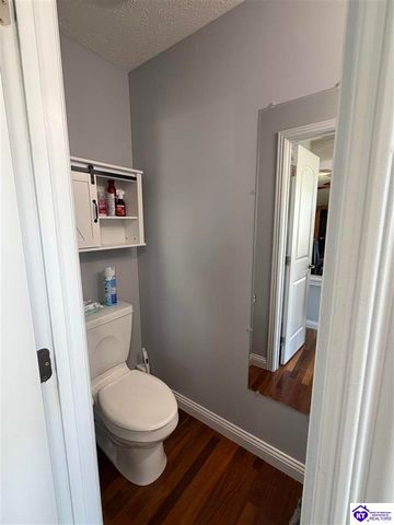 2000 Pear Valley Drive, Elizabethtown, KY 42701