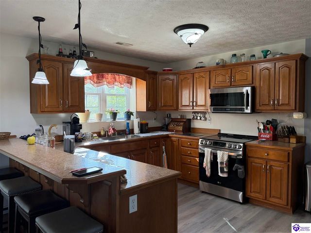 2000 Pear Valley Drive, Elizabethtown, KY 42701