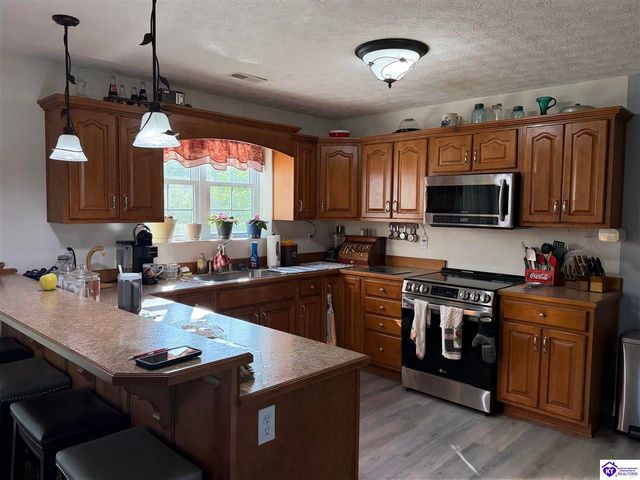 2000 Pear Valley Drive, Elizabethtown, KY 42701