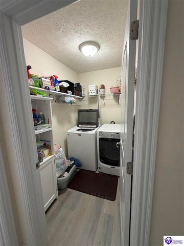 2000 Pear Valley Drive, Elizabethtown, KY 42701