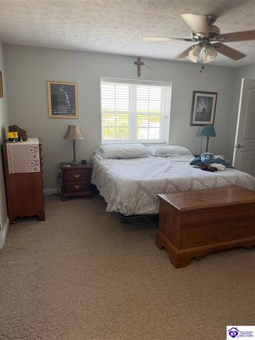 2000 Pear Valley Drive, Elizabethtown, KY 42701
