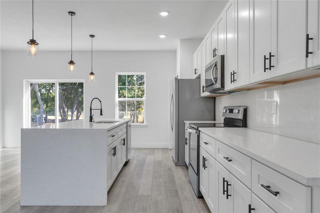 526 MARION OAKS TRAIL, Ocala, FL 34473