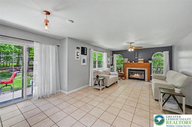 915 Mundy Lane, Chestnuthill Twp, PA 18330