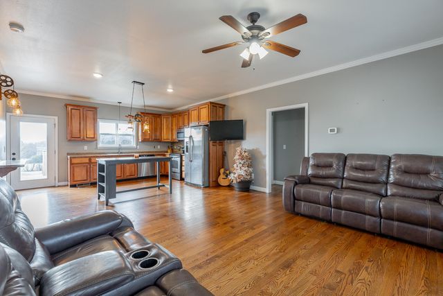 1700 Morrison Spring Road, Whitwell, TN 37397