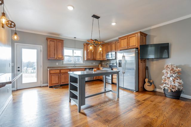 1700 Morrison Spring Road, Whitwell, TN 37397