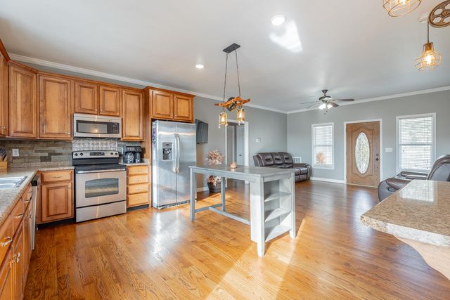 1700 Morrison Spring Road, Whitwell, TN 37397