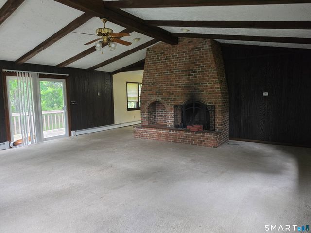 8 Squire Lane, Shelton, CT 06484