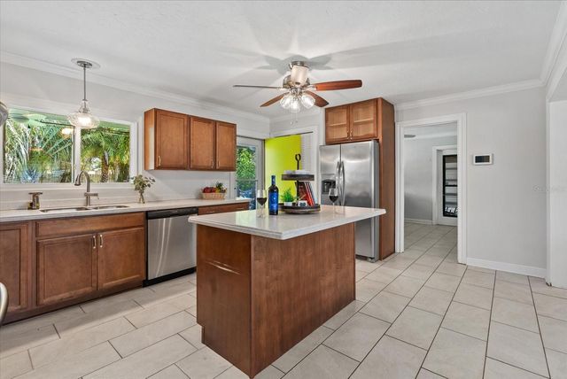 361 SCOTT AVENUE, Sarasota, FL 34243