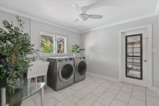 361 SCOTT AVENUE, Sarasota, FL 34243