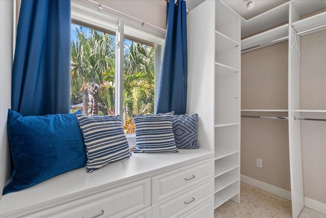 361 SCOTT AVENUE, Sarasota, FL 34243