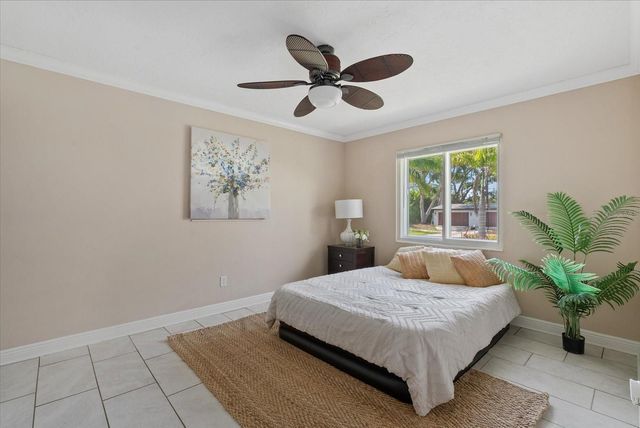 361 SCOTT AVENUE, Sarasota, FL 34243