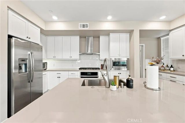 227 Bowery, Irvine, CA 92612