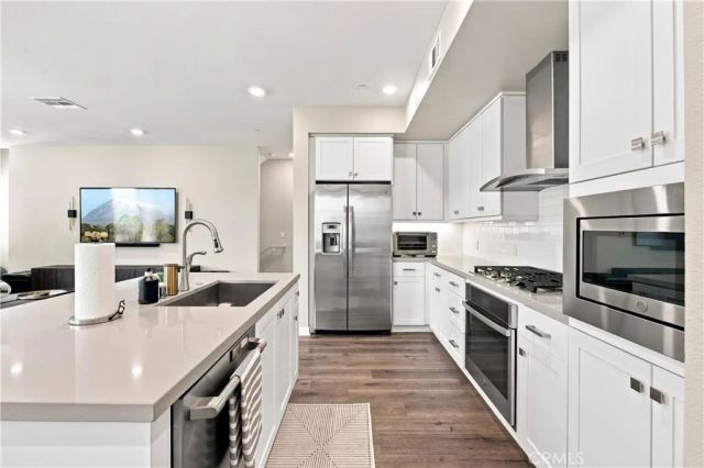 227 Bowery, Irvine, CA 92612