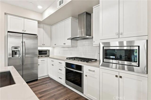 227 Bowery, Irvine, CA 92612