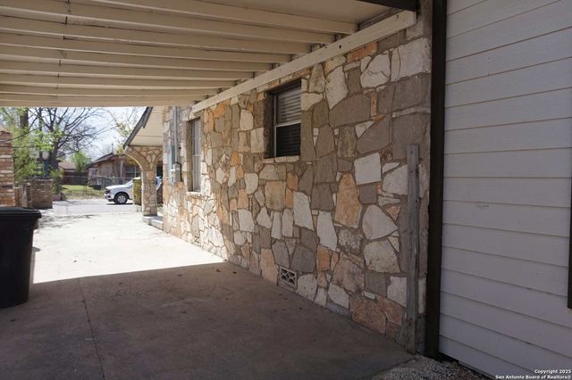 167 Price, San Antonio, TX 78211