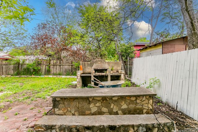 167 Price, San Antonio, TX 78211