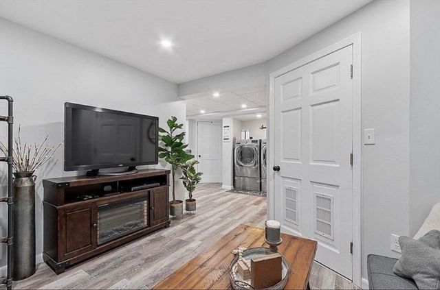 127 Payson St, Fitchburg, MA 01420
