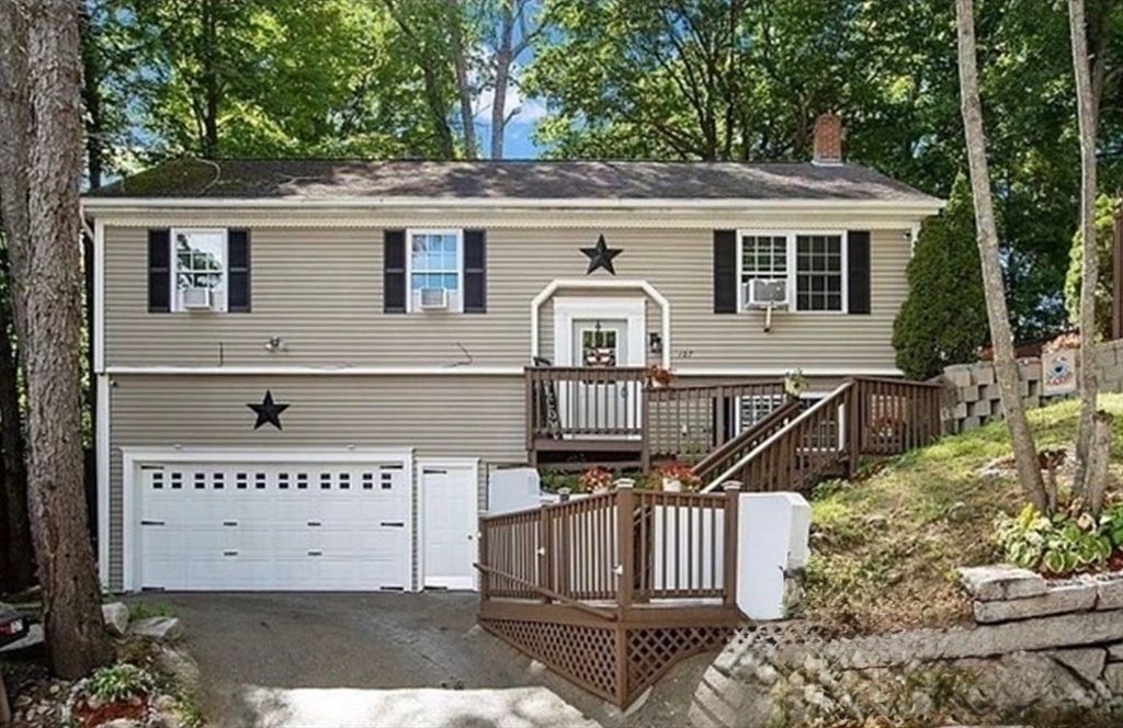 127 Payson St, Fitchburg, MA 01420