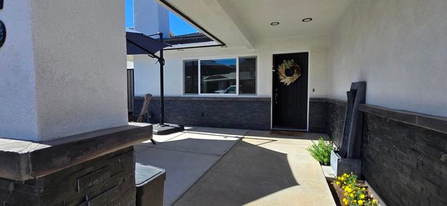 53405 Avenida Madero, La Quinta, CA 92253