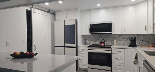 53405 Avenida Madero, La Quinta, CA 92253