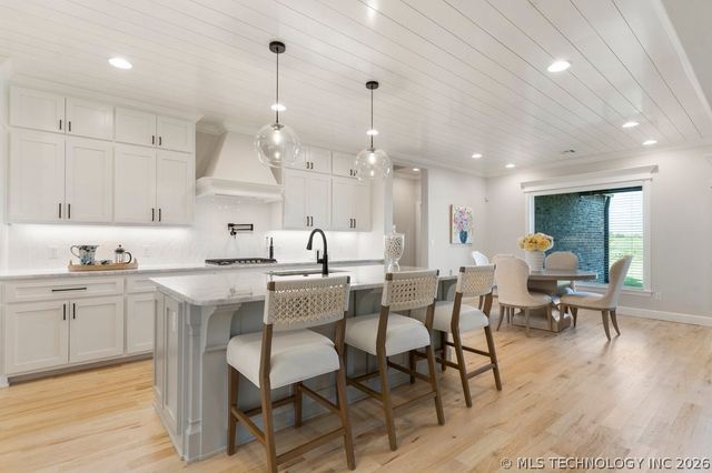 14244 S Delaware Place S, Bixby, OK 74008