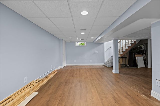 83 Bateman Avenue, Cranston, RI 02920