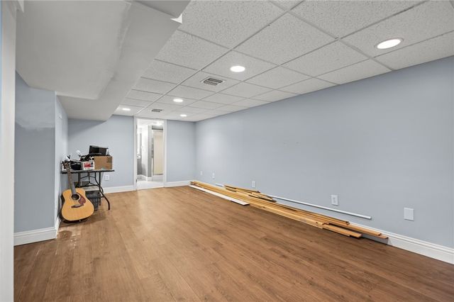 83 Bateman Avenue, Cranston, RI 02920