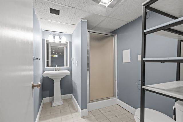 83 Bateman Avenue, Cranston, RI 02920