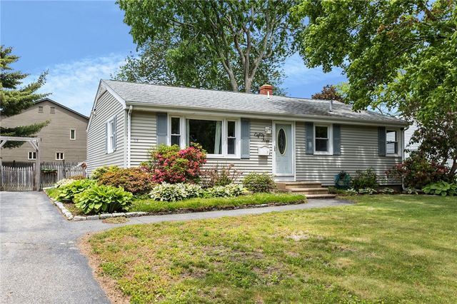 83 Bateman Avenue, Cranston, RI 02920