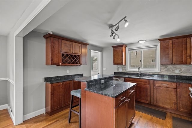 83 Bateman Avenue, Cranston, RI 02920
