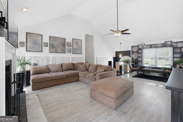 219 Taylors Farm Drive, Canton, GA 30115