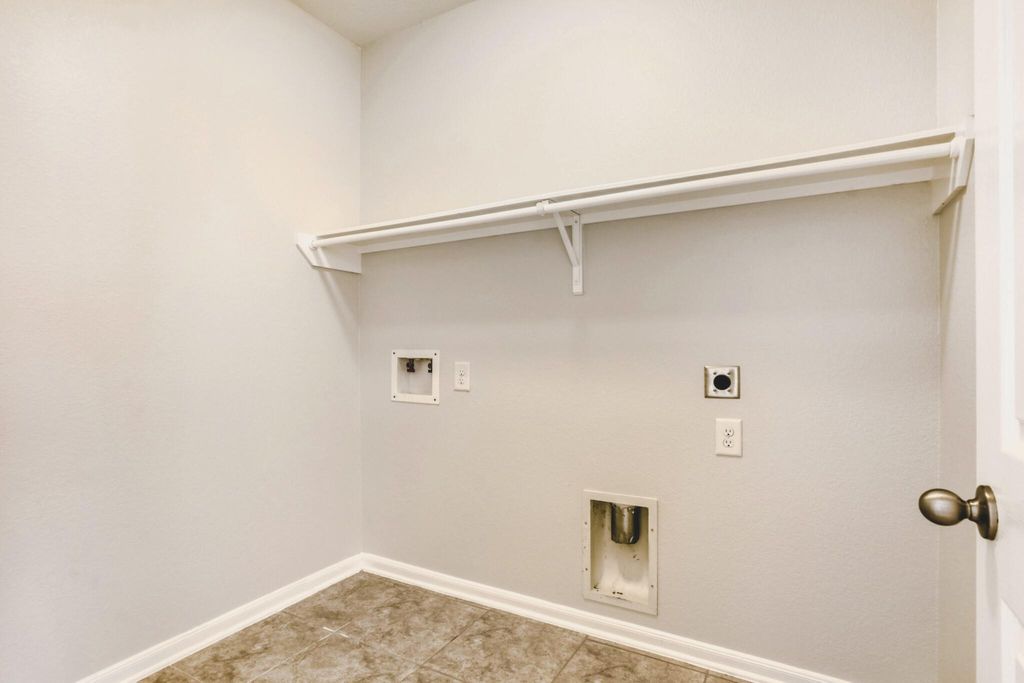 Image 21 of property listing at 15202 Sunlight Bay Court, Cypress, TX 77429