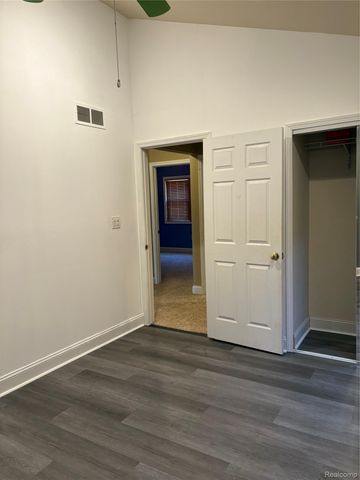 3928 Jackson Street, Dearborn Heights, MI 48125