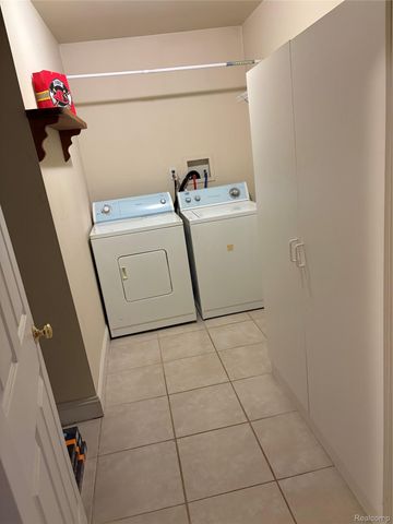 3928 Jackson Street, Dearborn Heights, MI 48125