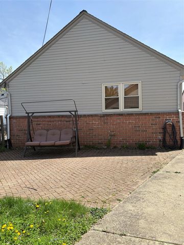 3928 Jackson Street, Dearborn Heights, MI 48125