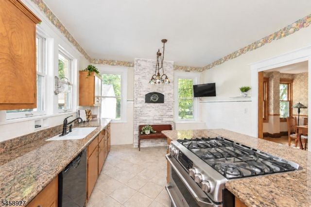 580 Wyckoff Ave, Mahwah Twp., NJ 07430