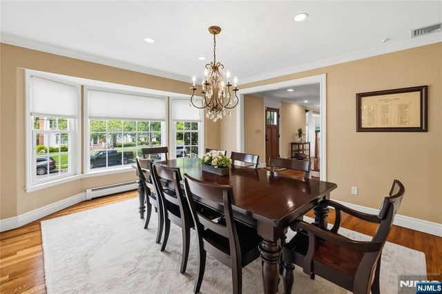 694 Blauvelt Drive, Oradell, NJ 07649