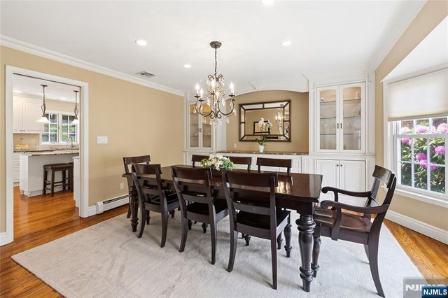 694 Blauvelt Drive, Oradell, NJ 07649