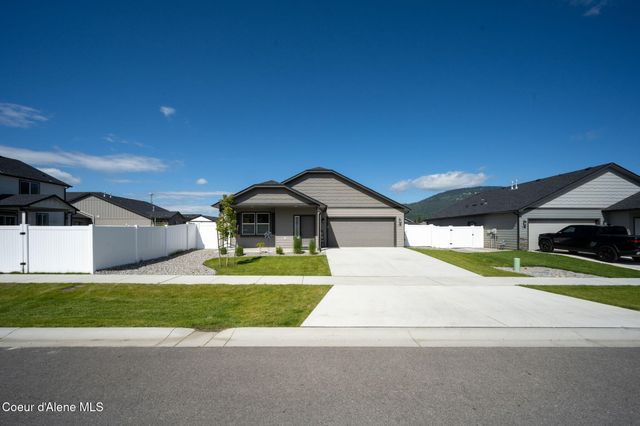 16026 N Hadley LOOP, Rathdrum, ID 83858
