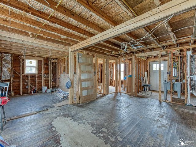 13680 Martinsville Road, Carleton, MI 48117