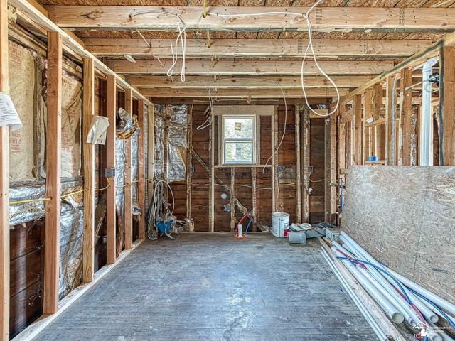 13680 Martinsville Road, Carleton, MI 48117