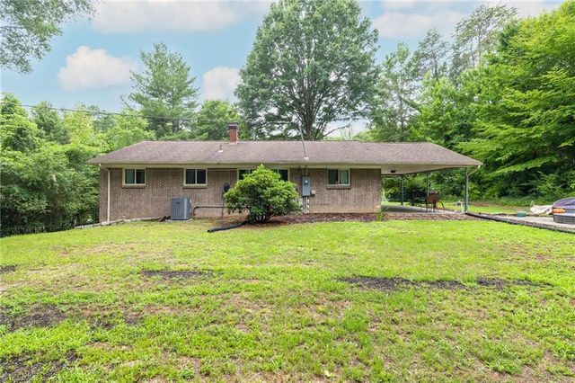 1532 Harrison Street, Reidsville, NC 27320