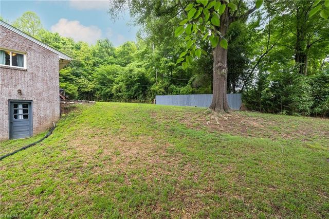 1532 Harrison Street, Reidsville, NC 27320