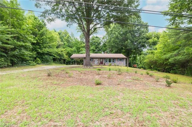 1532 Harrison Street, Reidsville, NC 27320