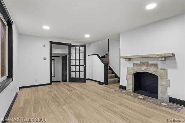12930 Beech Daly Road, Redford, MI 48239